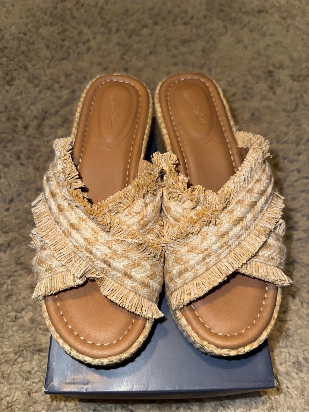 Women’s cushion foam sandals